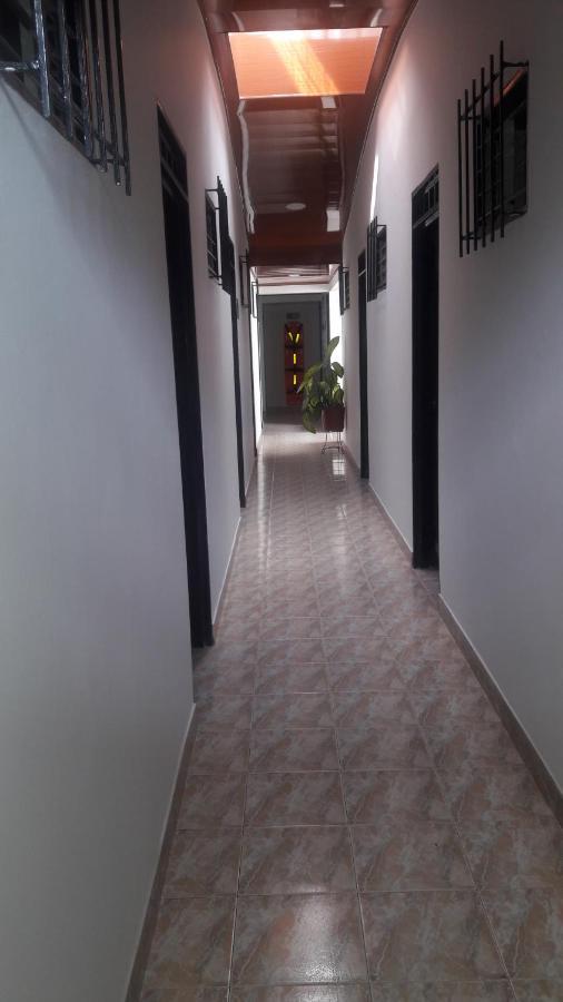 Hospedaje Santa Barbara بوغا المظهر الخارجي الصورة